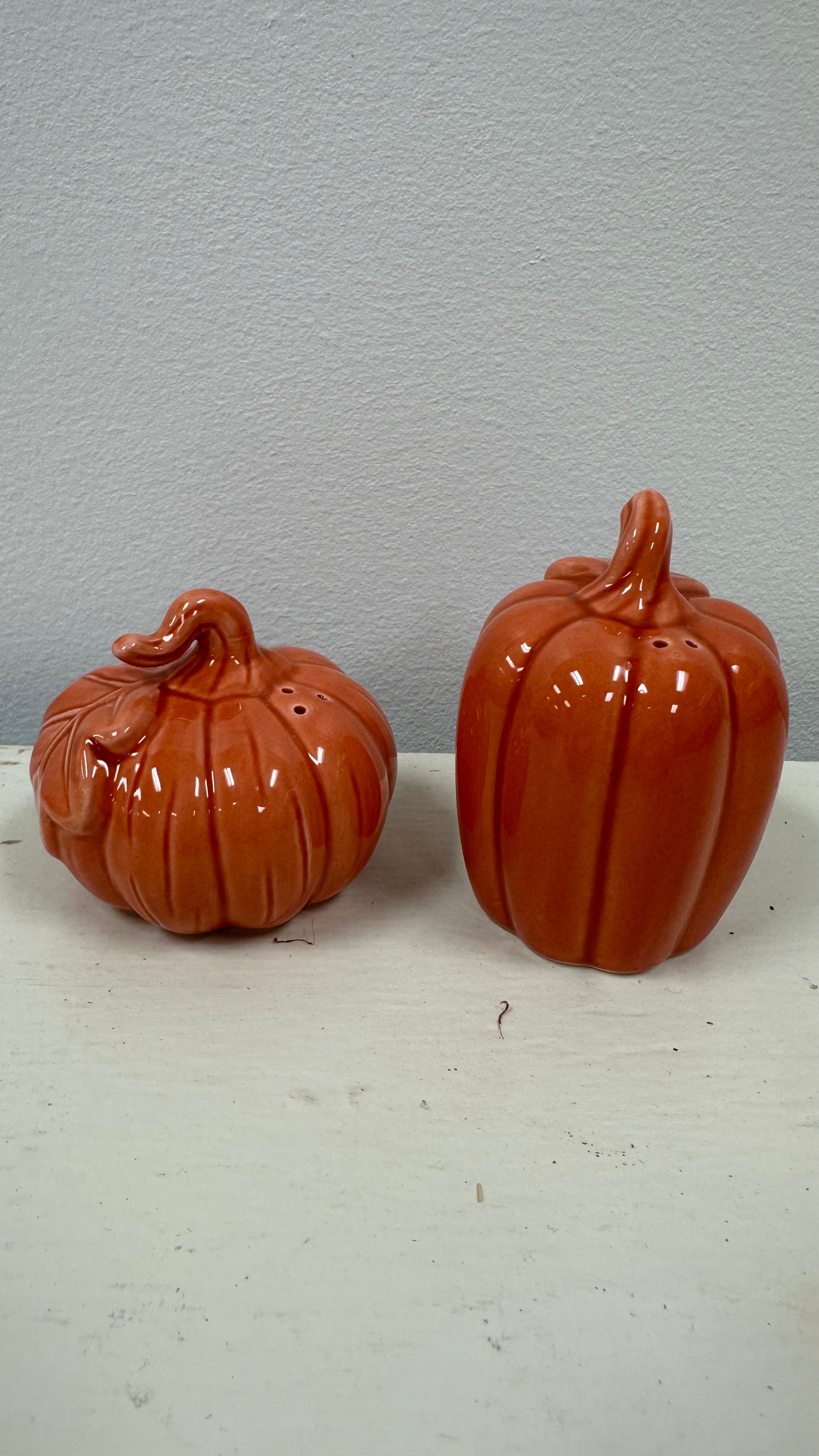 Ceramic Pumpkin Salt & Pepper Shakers